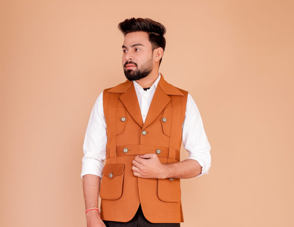 Functional & Fashionable: Designer Multi-Pocket Jacket - Image 5