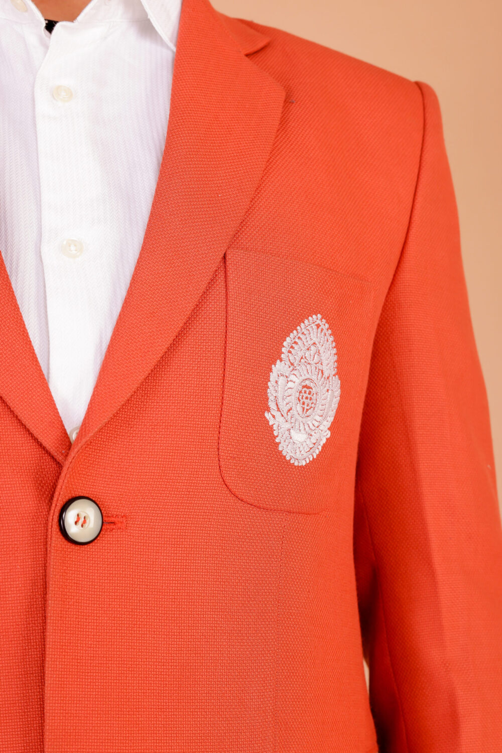 Stylish Men's Orange Solid Slim-Fit 2-Button Blazer - Image 2